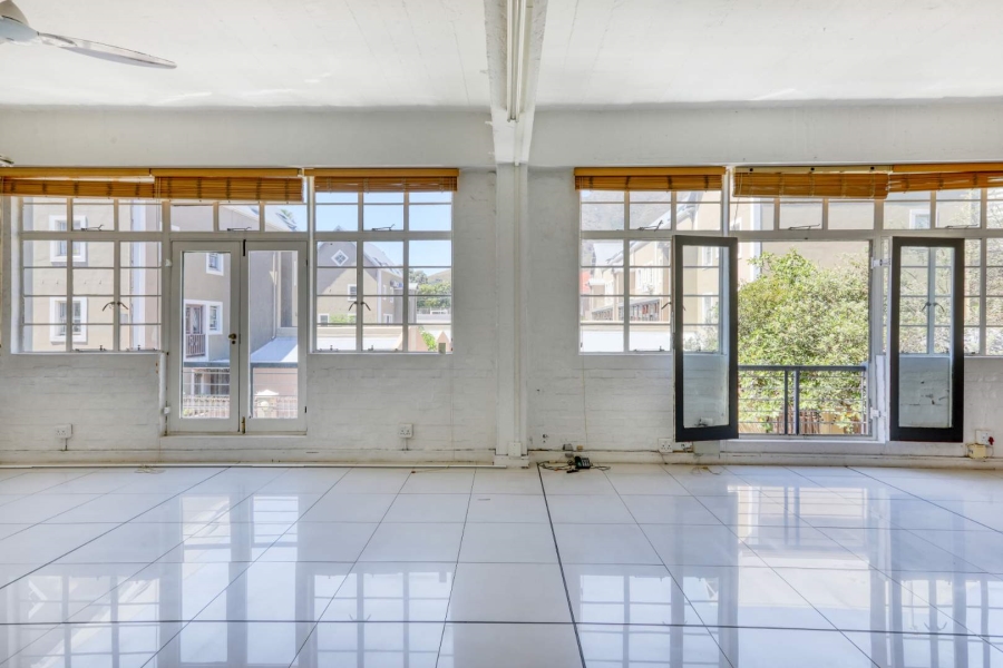 Commercial Property for Sale in Gardens Western Cape